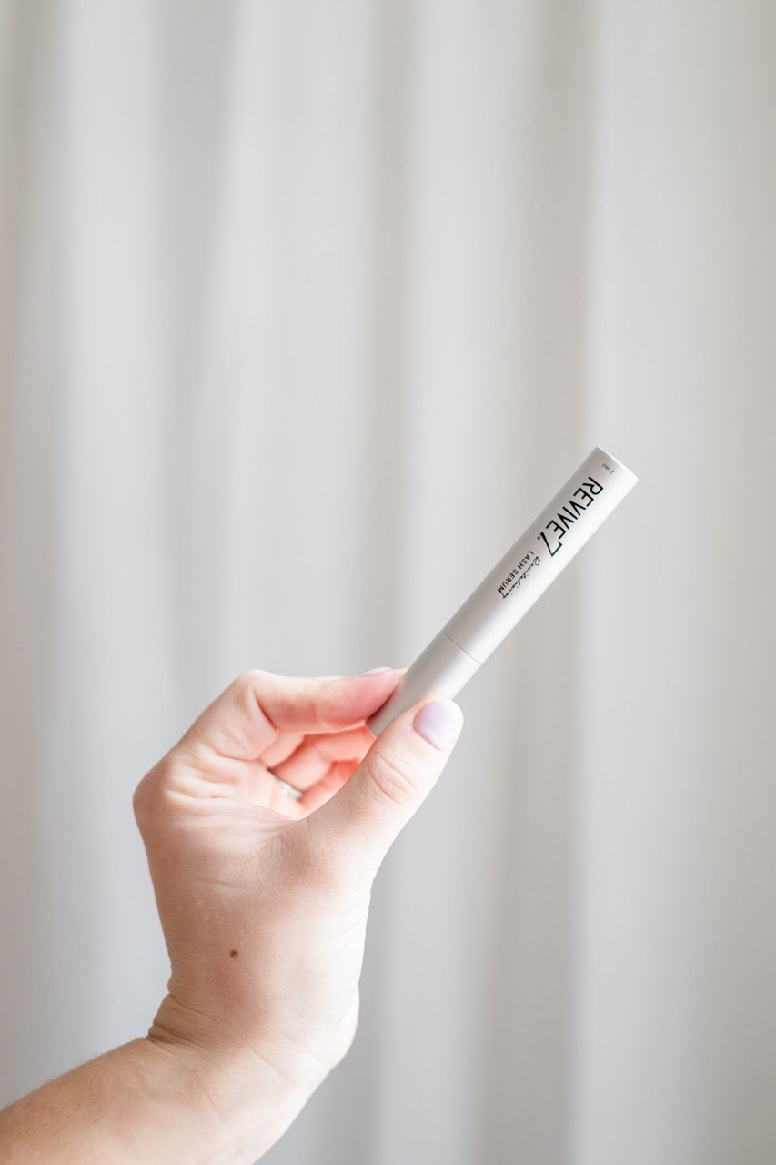 Revitalizing Lash Serum